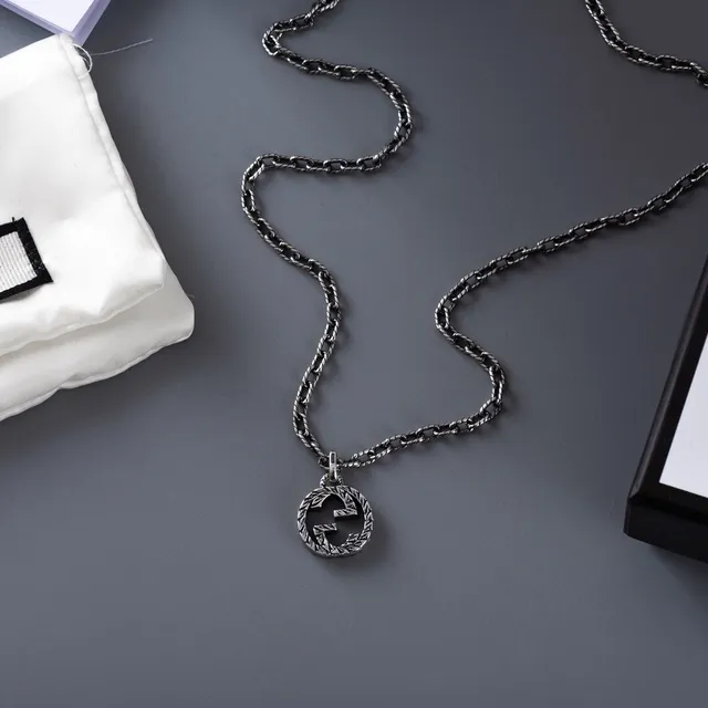 Gucci Silver Black Twisted Curb-Link Chain Interlocking Double-G Pendant Necklace 7