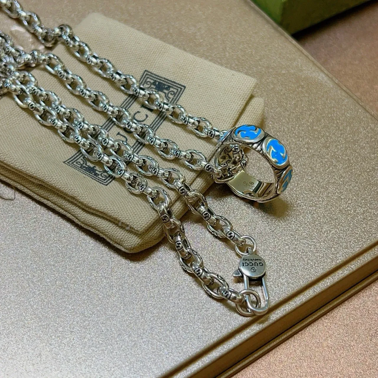 Gucci Silver Blue Interlocking G-Link Chain Enamel Detailing Necklace 2