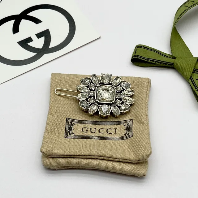 Broche Gucci Prata e Dourado Floral Cristal Cluster Interlocking G Centerpiece 6
