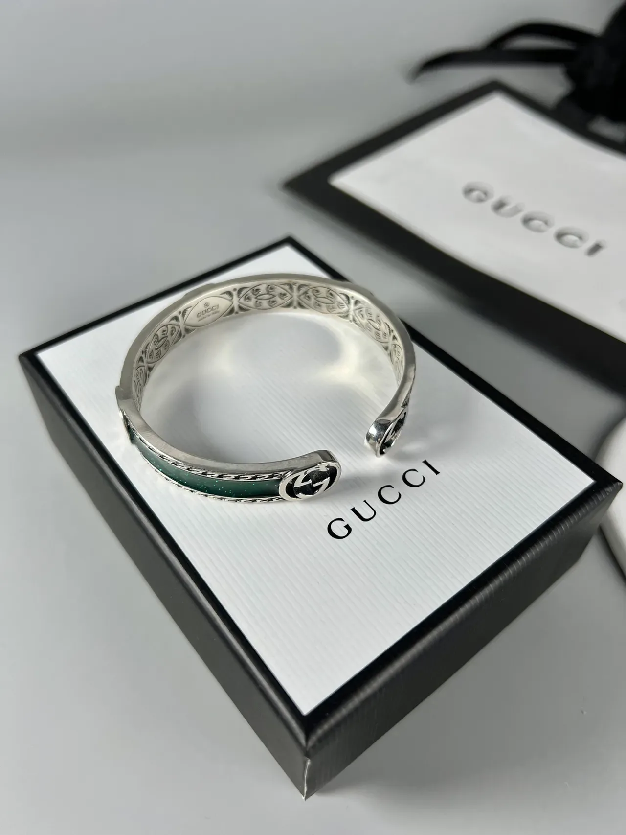 Gucci Silver Green Open Cuff Engraved Floral Motif Bracelet 3