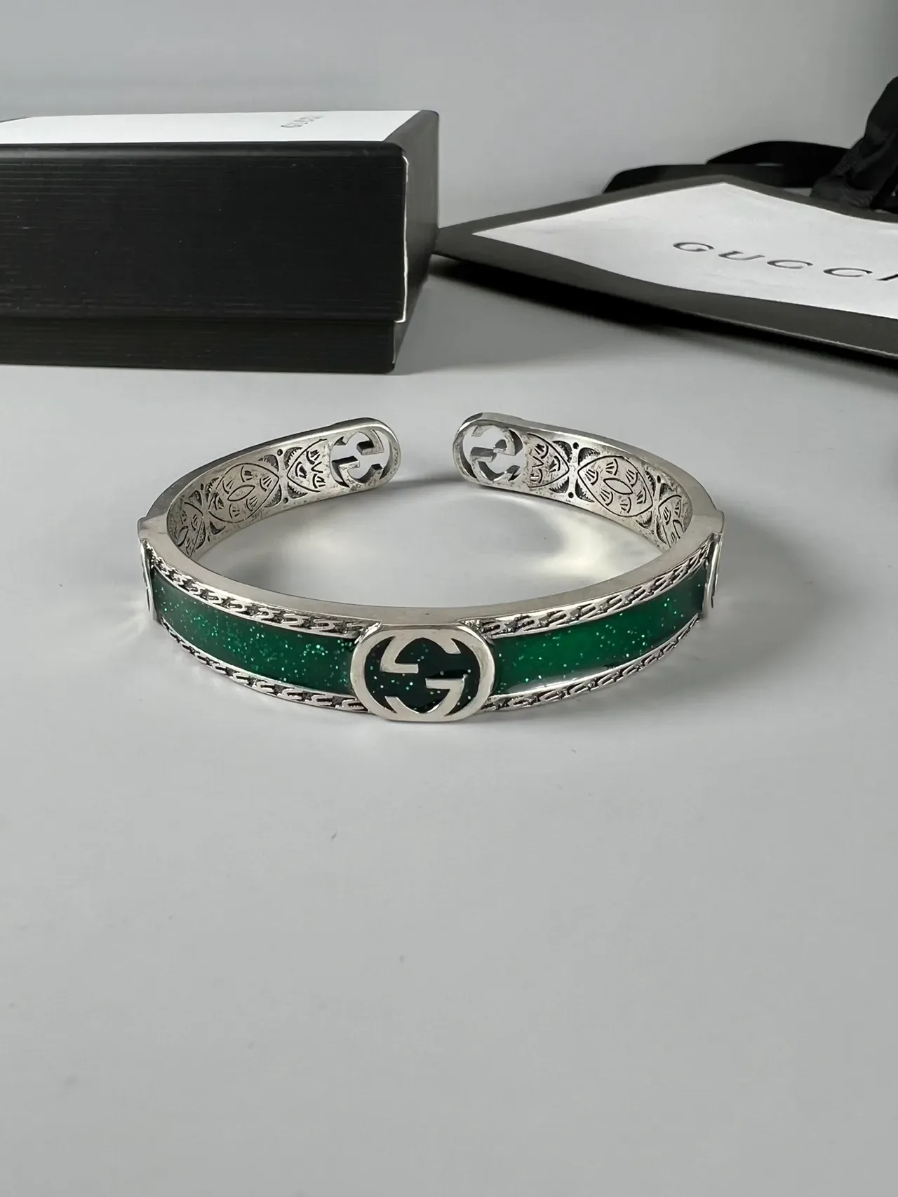 Gucci Silver Green Open Cuff Engraved Floral Motif Bracelet 4