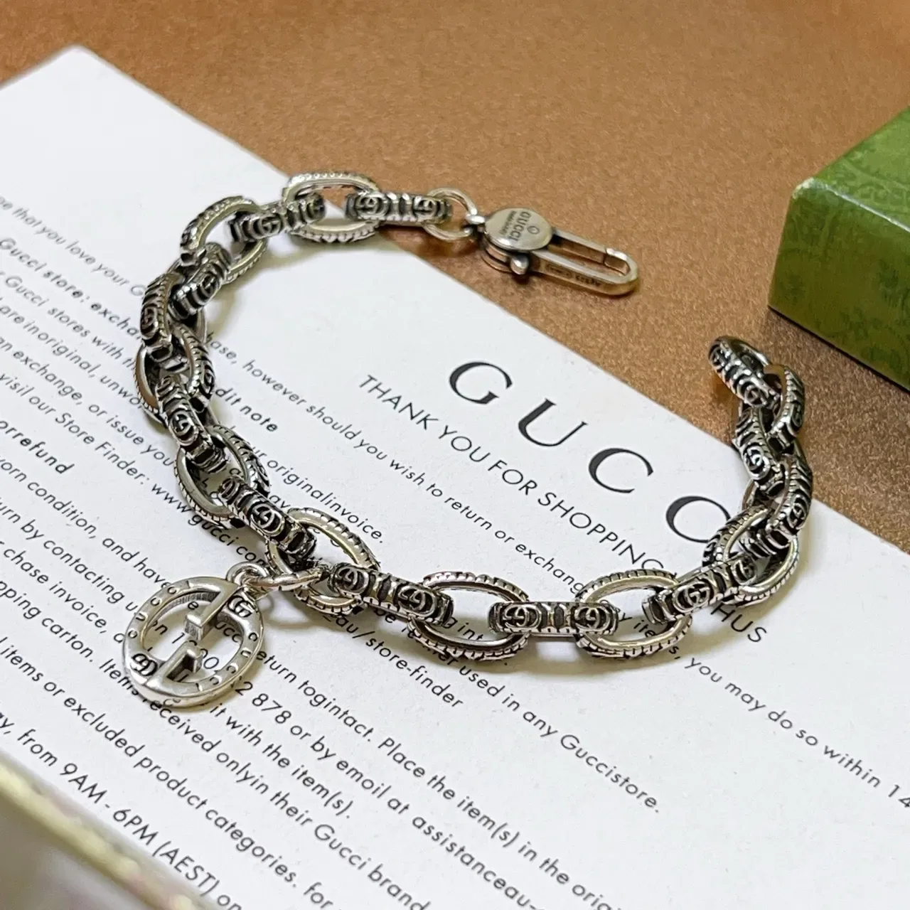 Gucci Silver Ornate Chain Links Interlocking G Pendant Bracelet 9