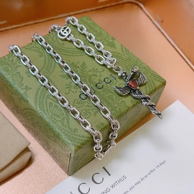 Gucci Silver Red Chain Link Winged Dagger Pendant Necklace 8