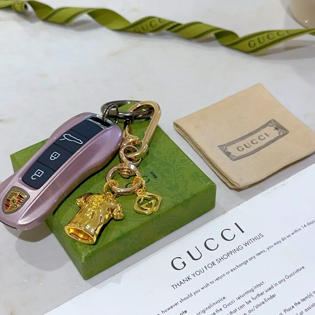 Gucci T-Shirt Charm Keychain Gold Green Polished Metal Bracelet 6