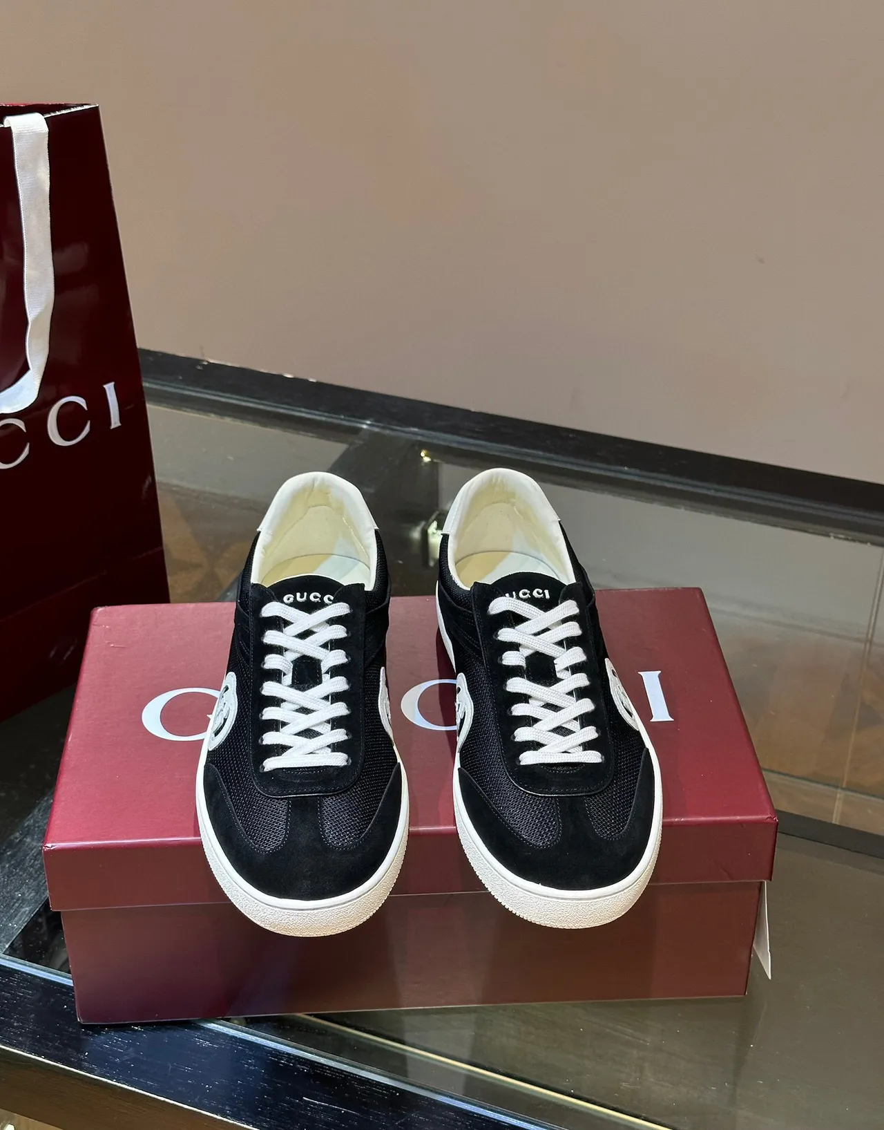 Gucci Tennis 1977 Black and White Lifestyle Sneakers 2