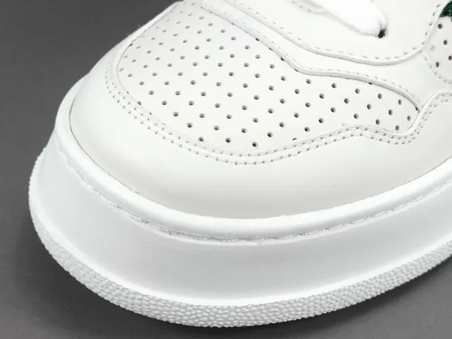 Gucci Tennis 1977 White Green Red Web Lifestyle Sneakers 3
