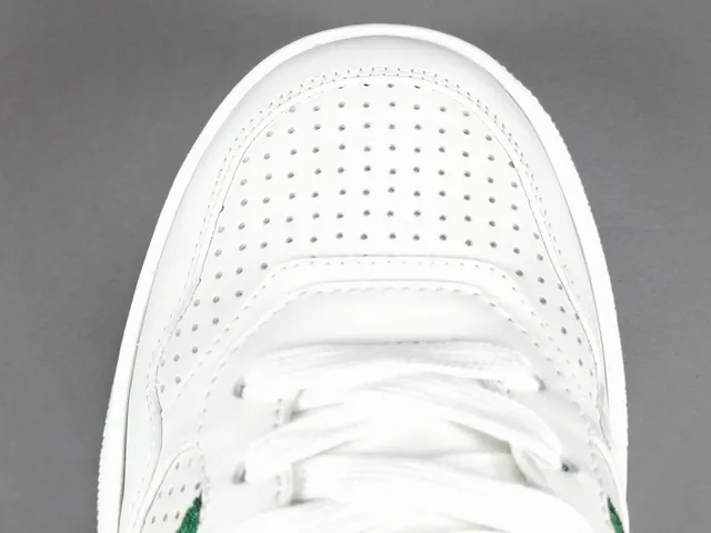 Gucci Tennis 1977 White Green Red Web Lifestyle Sneakers 9