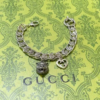 Gucci Tiger and Interlocking G Heart Charm Bracelet