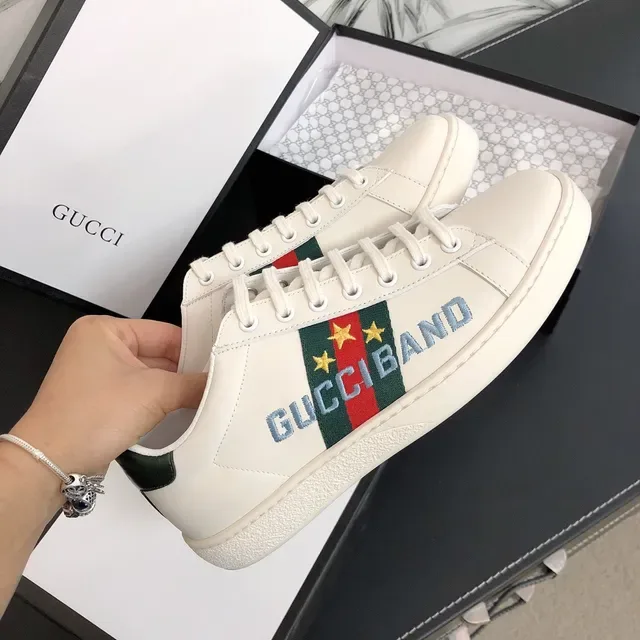 Gucci White Green Leather Low-Top Embroidered Branding Lifestyle Sneakers 8