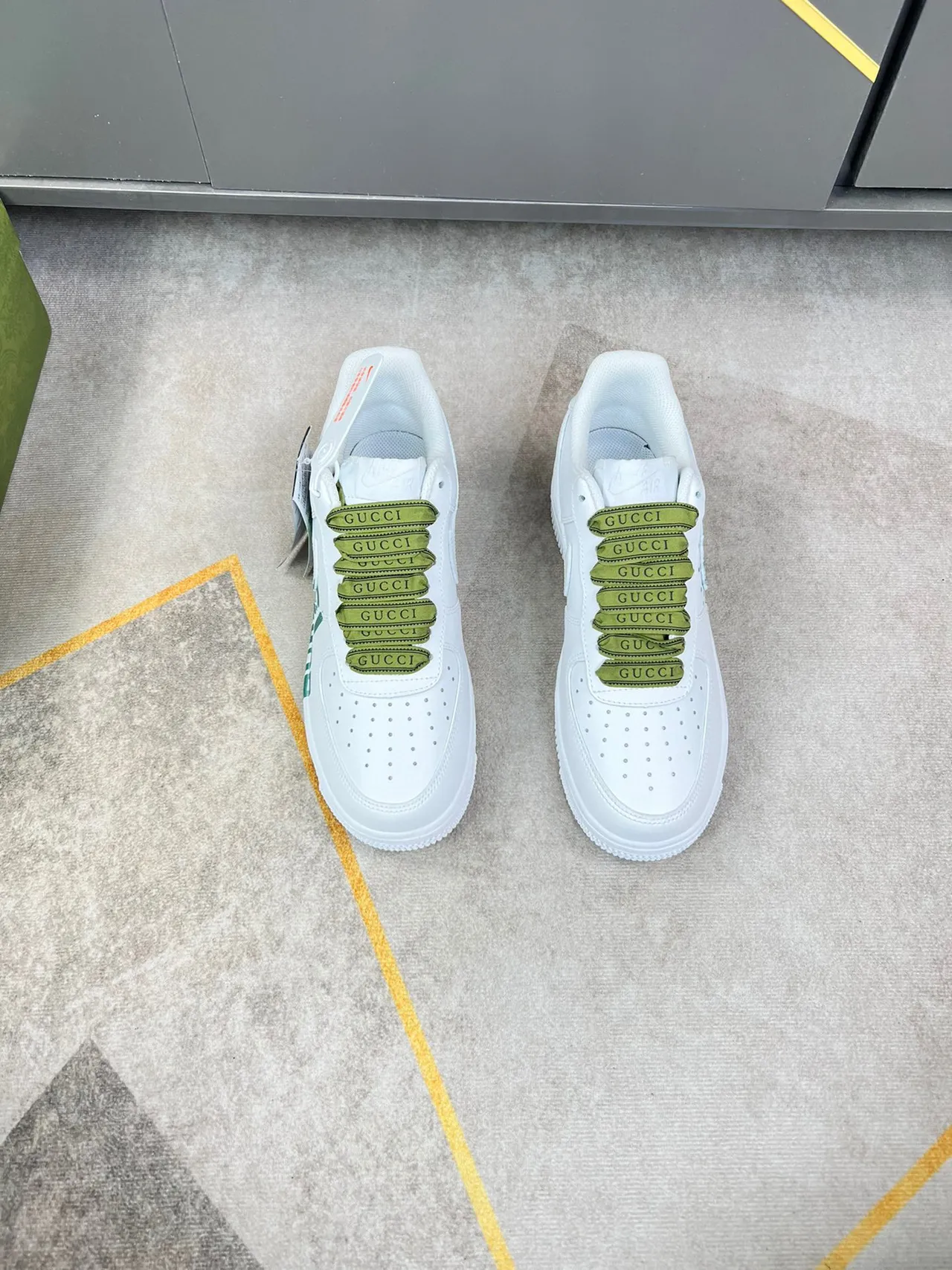 Gucci White Green Perforated Toe Flat Rubber Sole Lifestyle Sneakers 5
