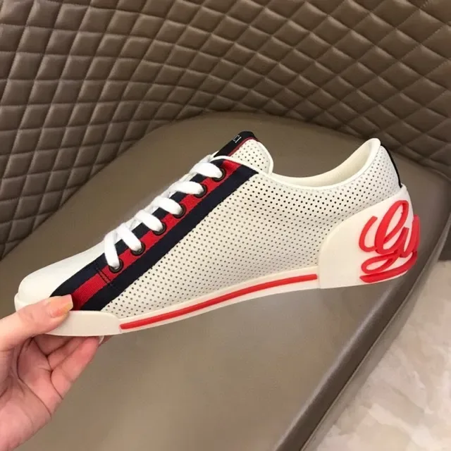 Gucci White Red Perforated Leather Upper Web Stripe Detail Lifestyle Sneakers 2
