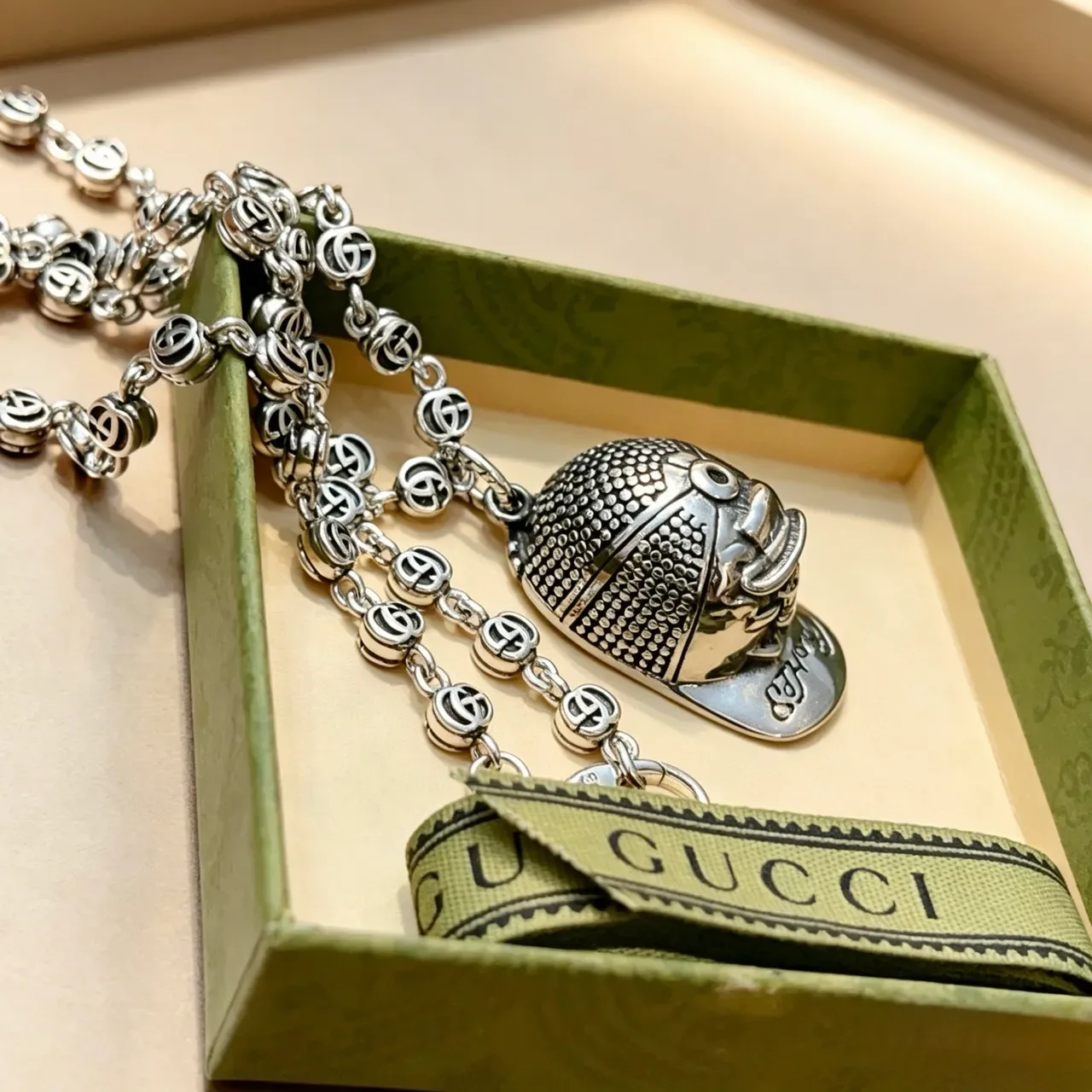 Gucci x Ed Hardy Interlocking GG Link Baseball Cap Pendant Necklace 7