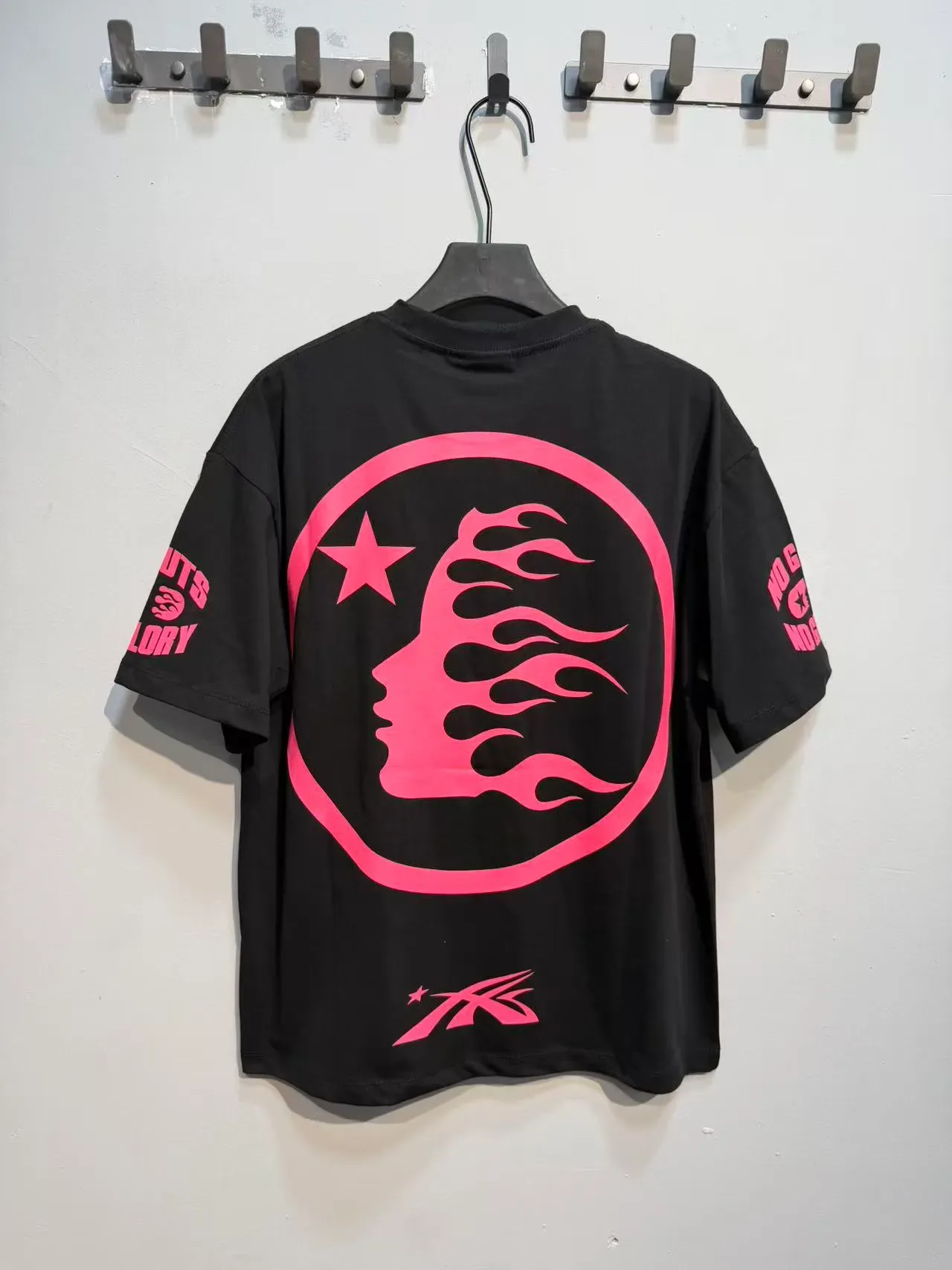 Hellstar No Guts No Glory Graphic Print T-Shirt 15