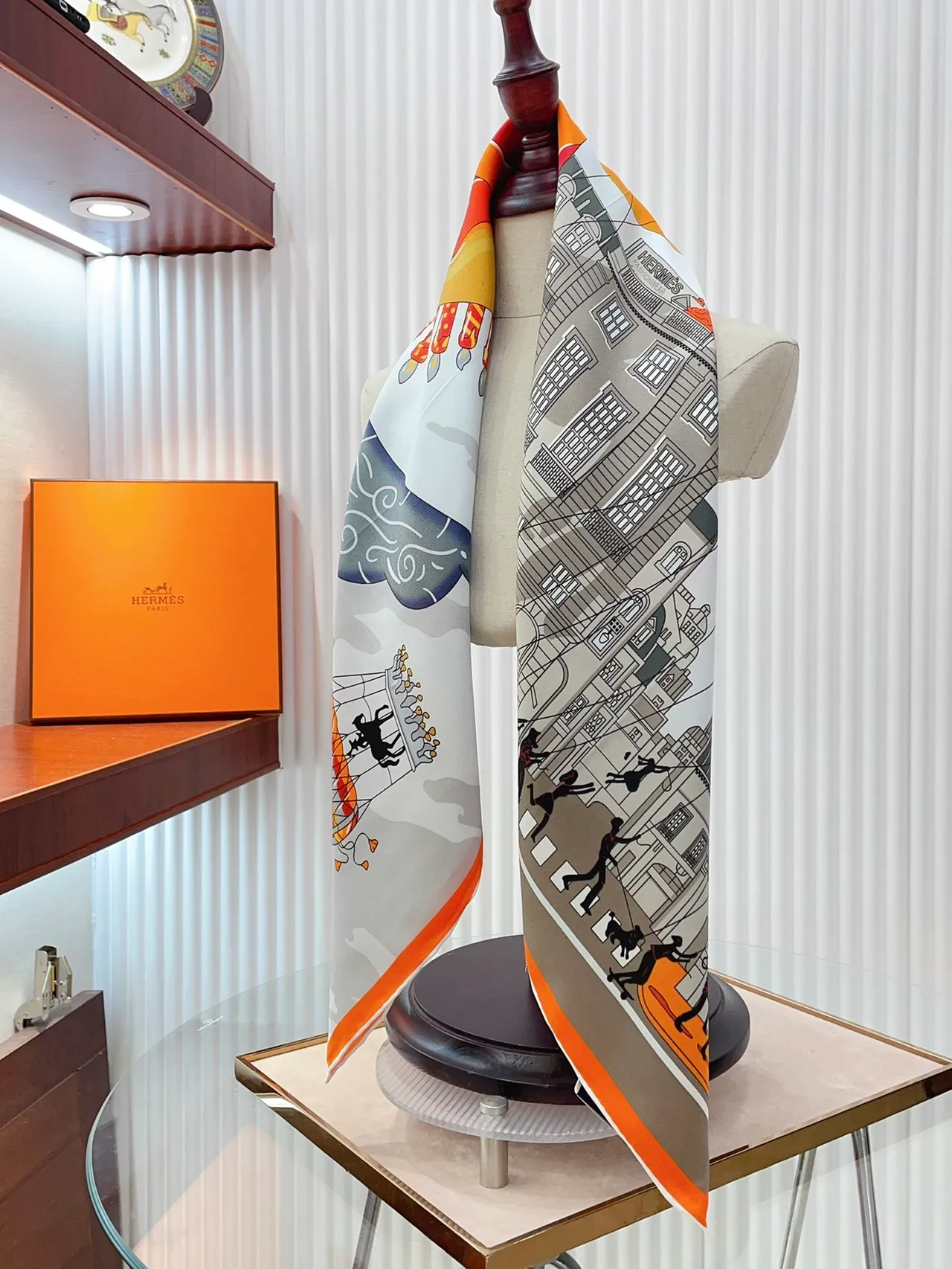 Hermès Impressão Arquitetônica da Cidade Borda Laranja Lenço de Seda 8