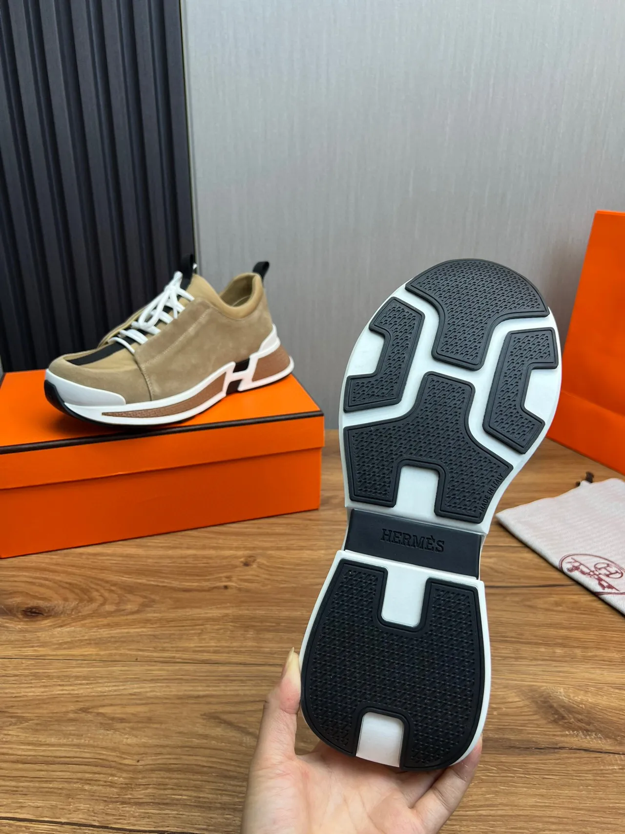 Hermès Beige White Suede Upper Sculpted Multi-Layer Midsole Lifestyle Sneakers 8