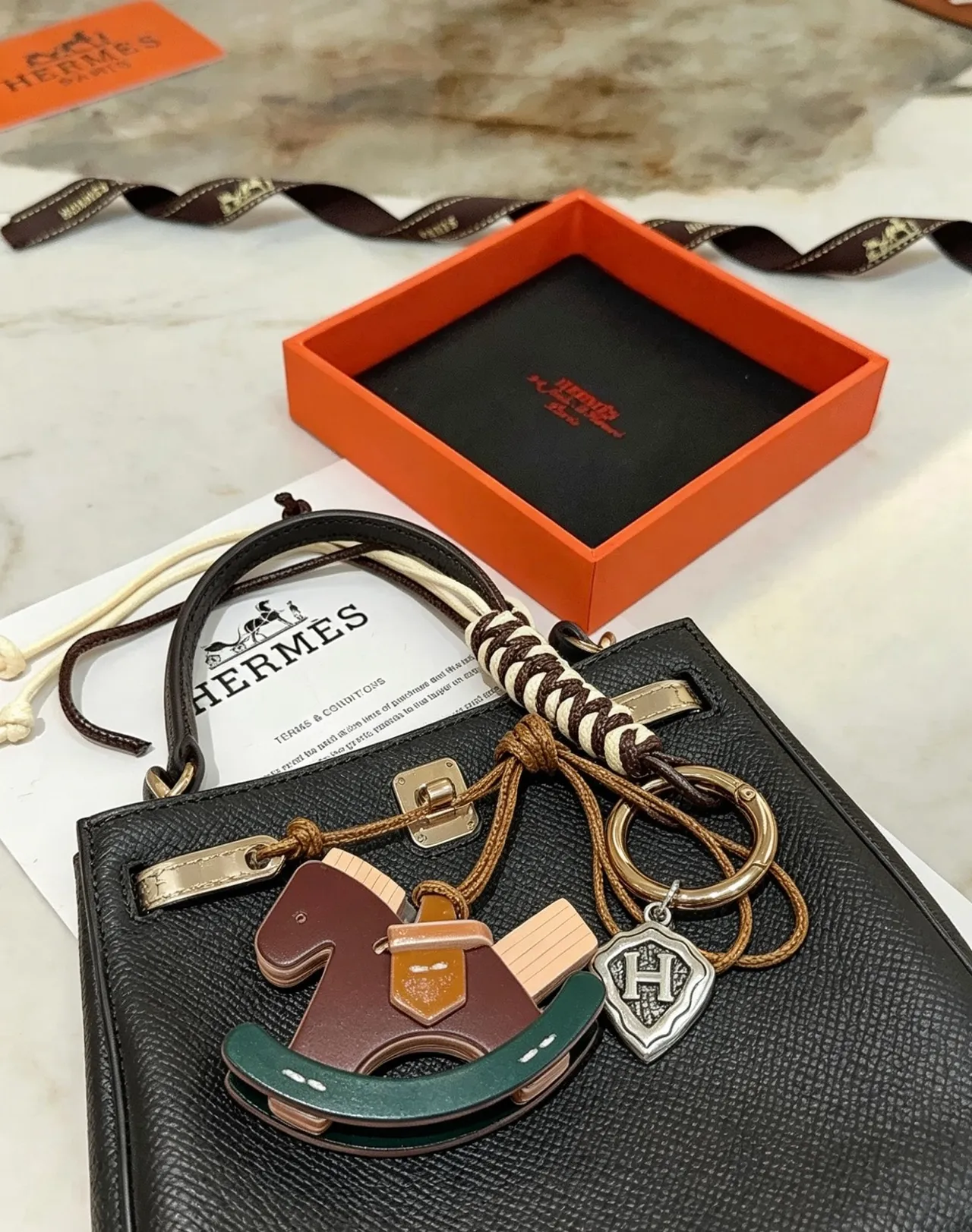 Hermès Birkin Orange Pebbled Leather Top-Handle Boston Bag 4