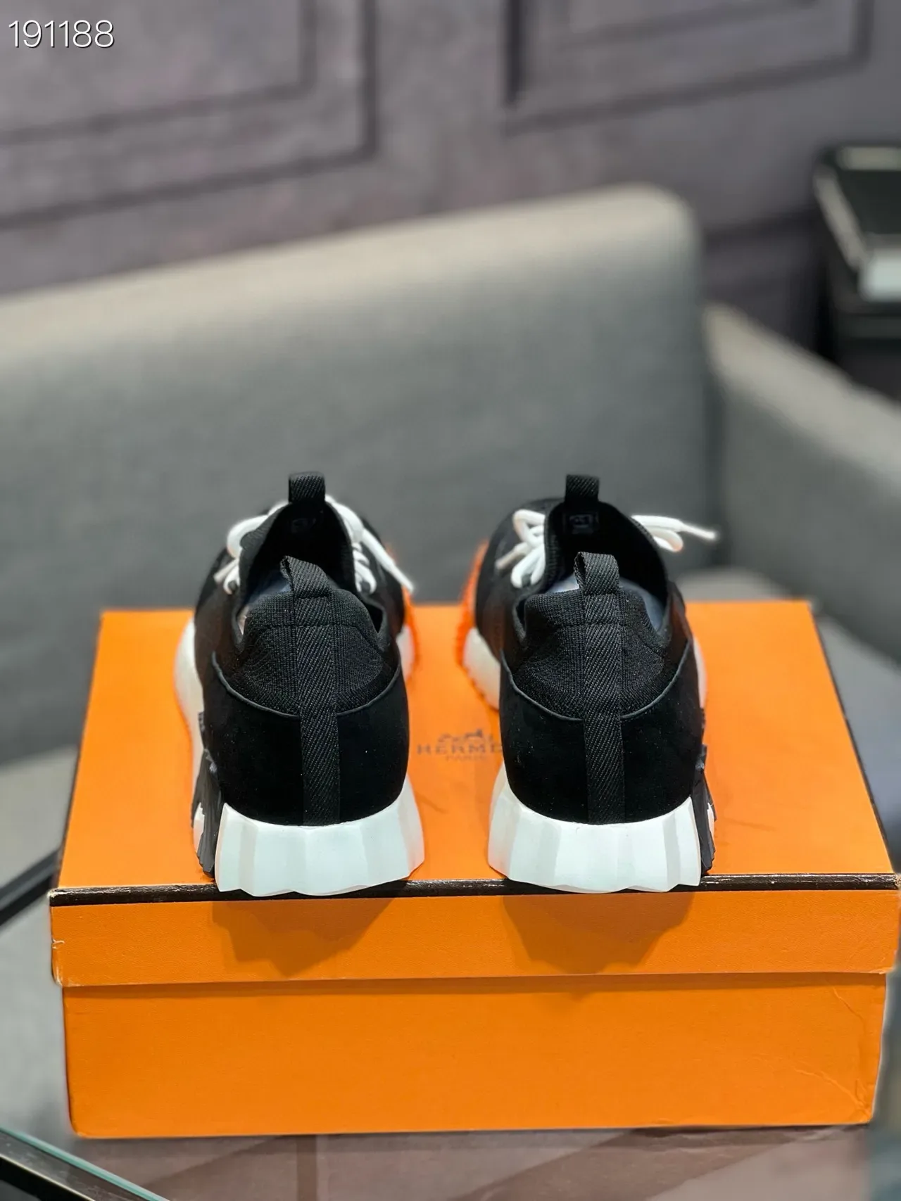 Hermès কালো সাদা নিট-সুয়েড হাইব্রিড উপর সক-ফিট কলার স্নিকার 2