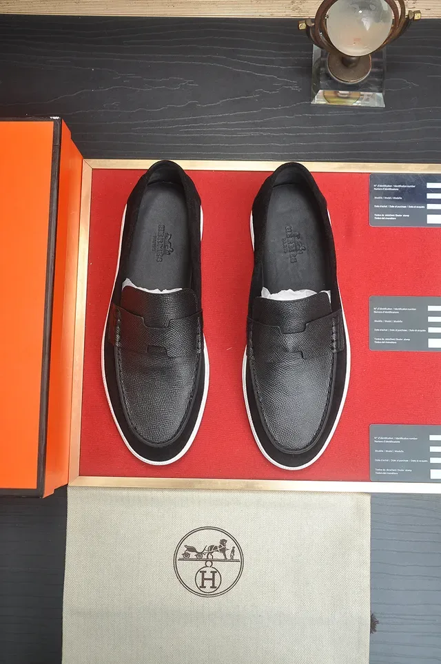 Hermès Black White Two-Tone Suede And Pebbled Leather Loafer 5