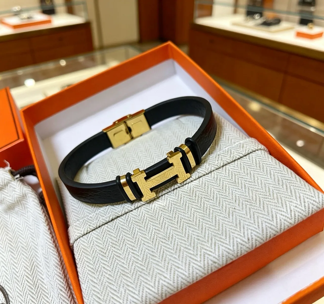 Hermès H-Clasp Black Leather Gold-Tone Bracelet 2