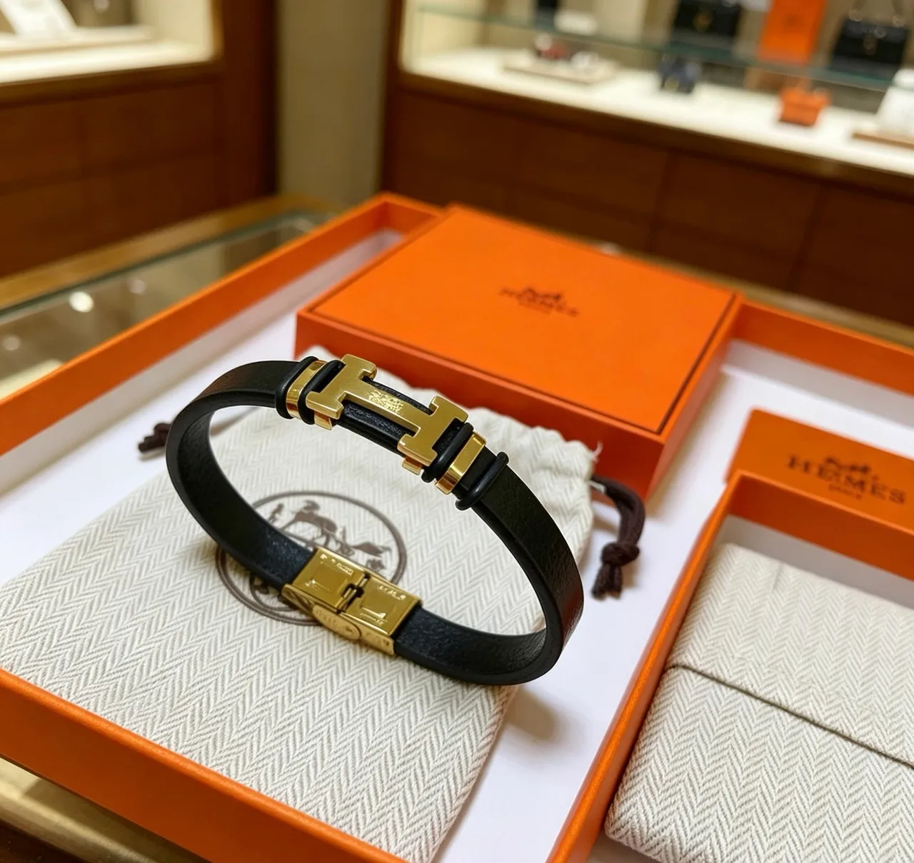 Hermès H-Clasp Black Leather Gold-Tone Bracelet 4