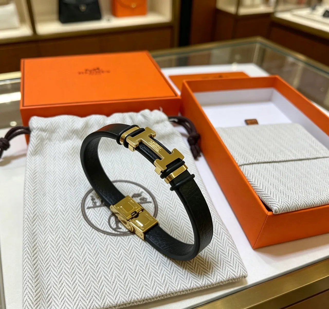 Hermès H-Clasp Black Leather Gold-Tone Bracelet 7