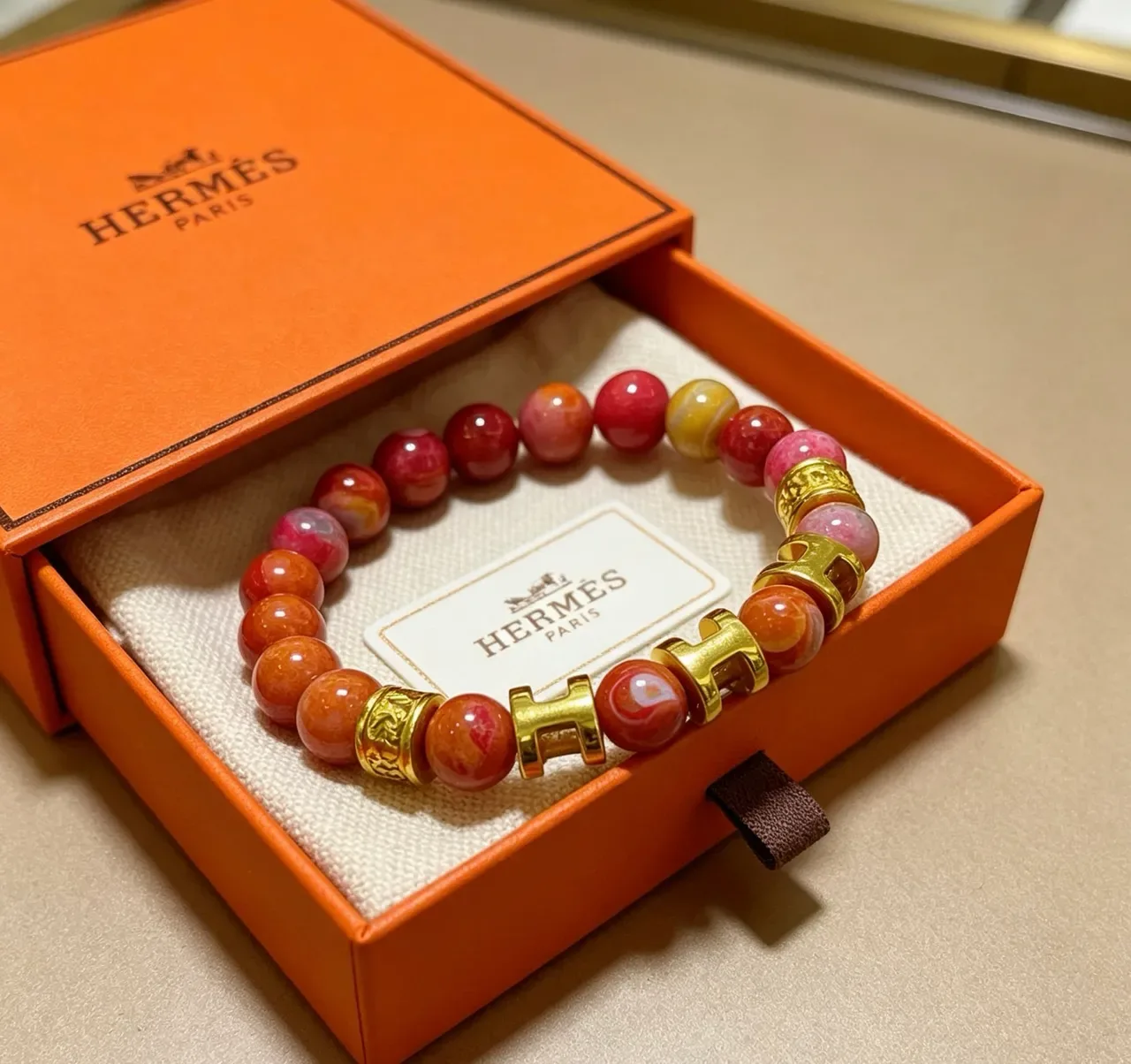 Hermès H de Hermès Multicolor Agate and Gold-Tone Beaded Bracelet 5