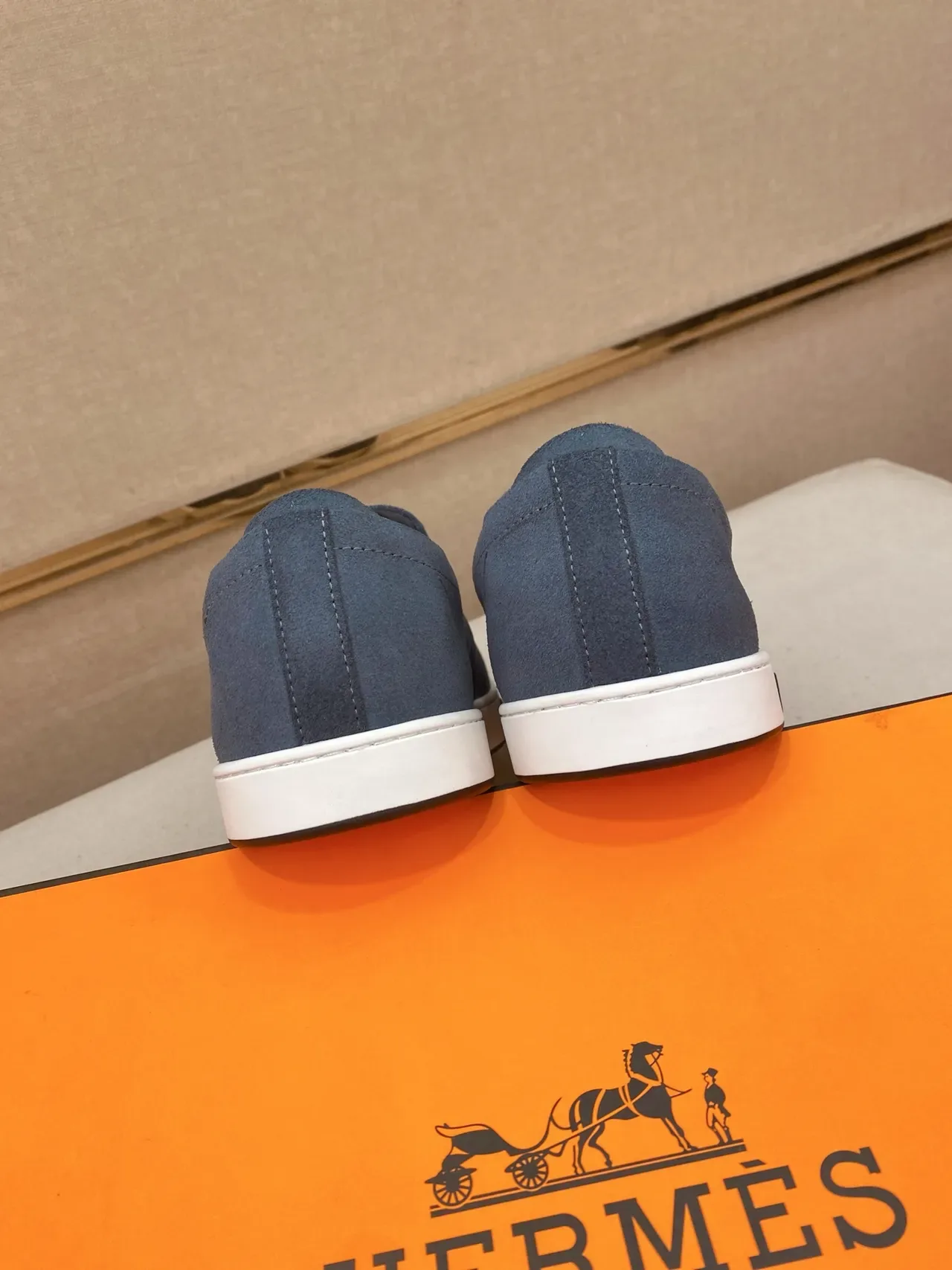 Hermès H-Slip-On Sneakers Lifestyle Daim Bleu Semelle Blanche 3