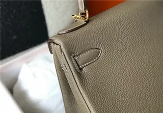 Hermès Kelly Brown Beige Structured Top-Handle Pebbled Leather Tote Bag 4