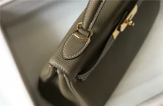 Hermès Kelly Brown Beige Structured Top-Handle Pebbled Leather Tote Bag 5