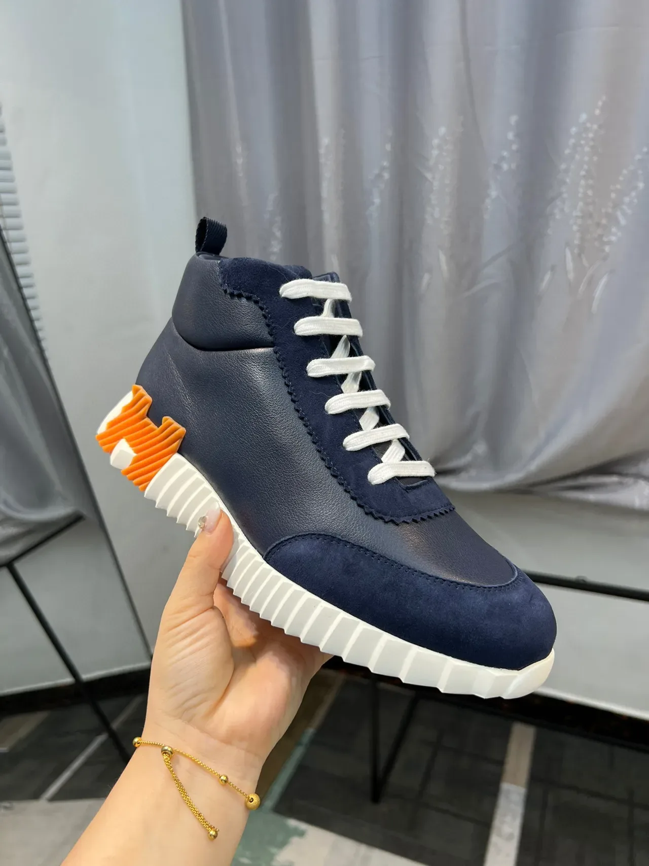 Hermès Navy Orange Tênis Lifestyle de Couro Superior Bico Alto 6