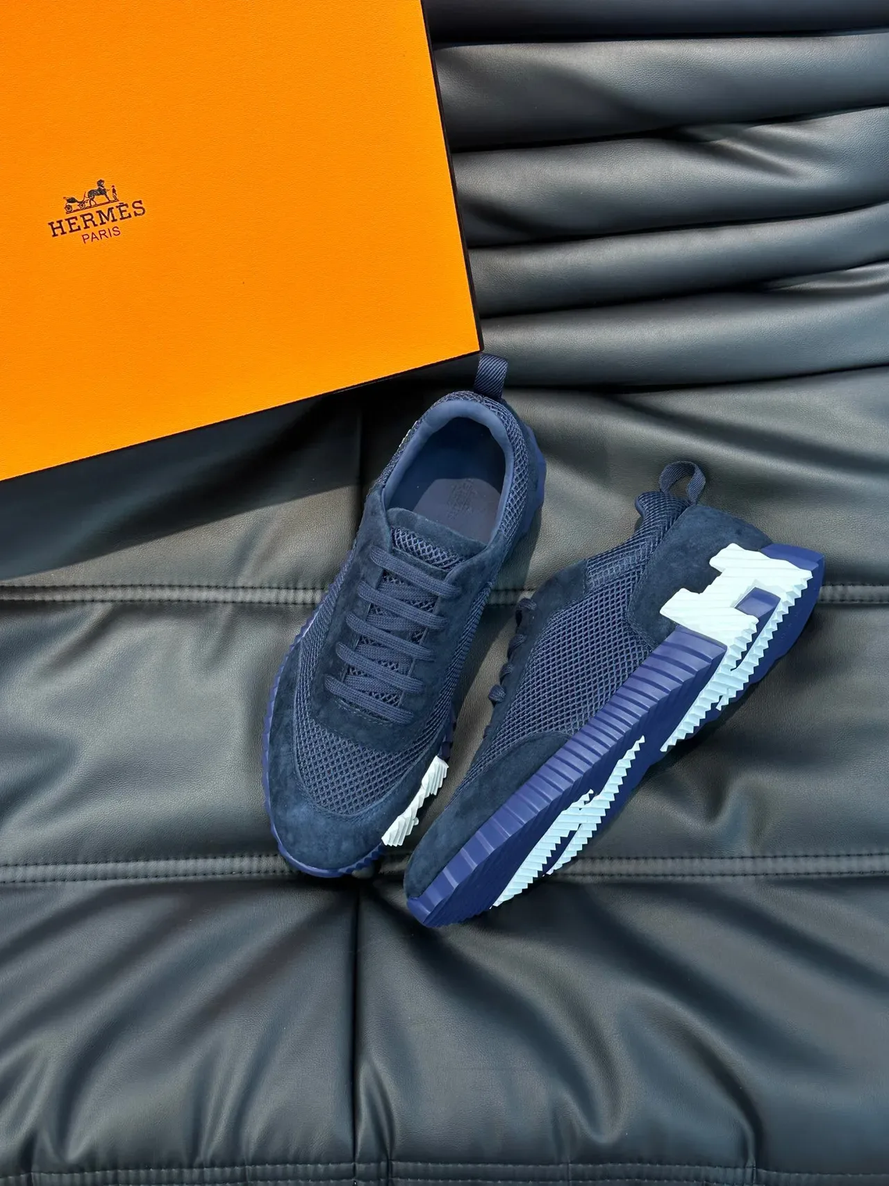 Hermès Navy Suede and Mesh Low-Top Lifestyle Sneakers 2