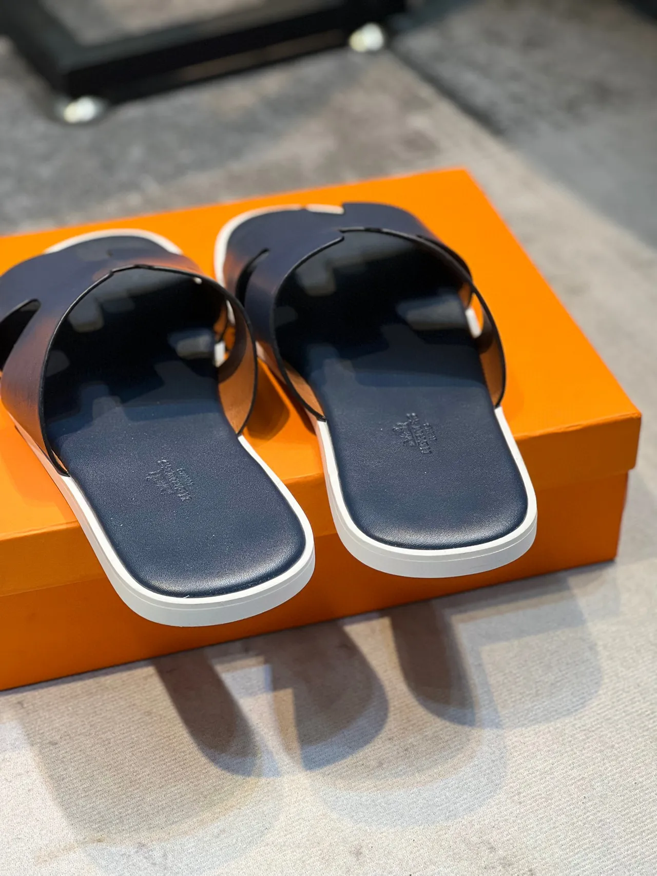 Hermès Navy White H-Shaped Strap Matte Upper Slippers 5