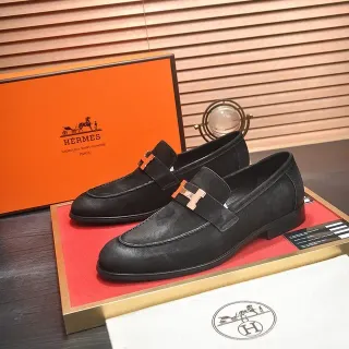 Hermès Oran Loafer Preto Dourado H-Buckle Camurça