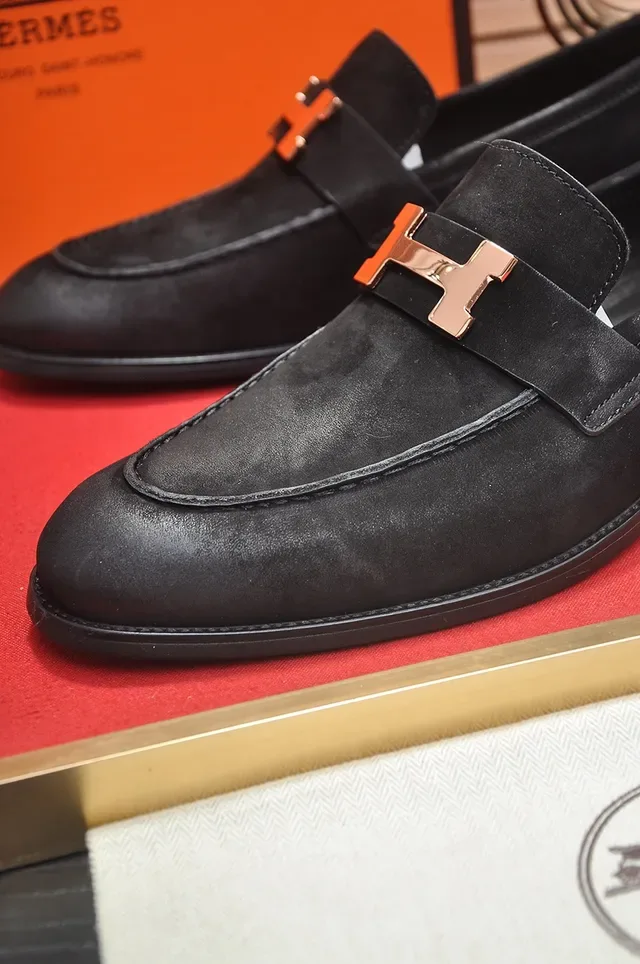 Hermès Oran Loafer Preto Dourado H-Buckle Camurça 2