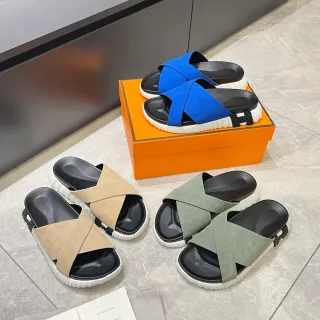 Sandálias Hermès Oran Azul Negro Tira Cruzada Sola Branca Texturizada
