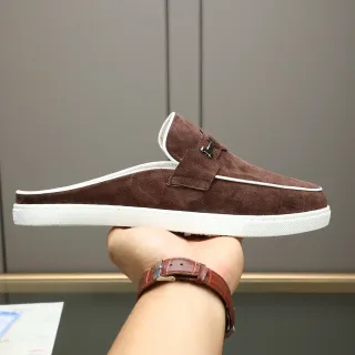 Hermès Oran Mocasín sin talón de ante marrón y blanco