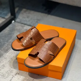Hermès Oran Cognac Zapatillas de Piel con relieve de cocodrilo