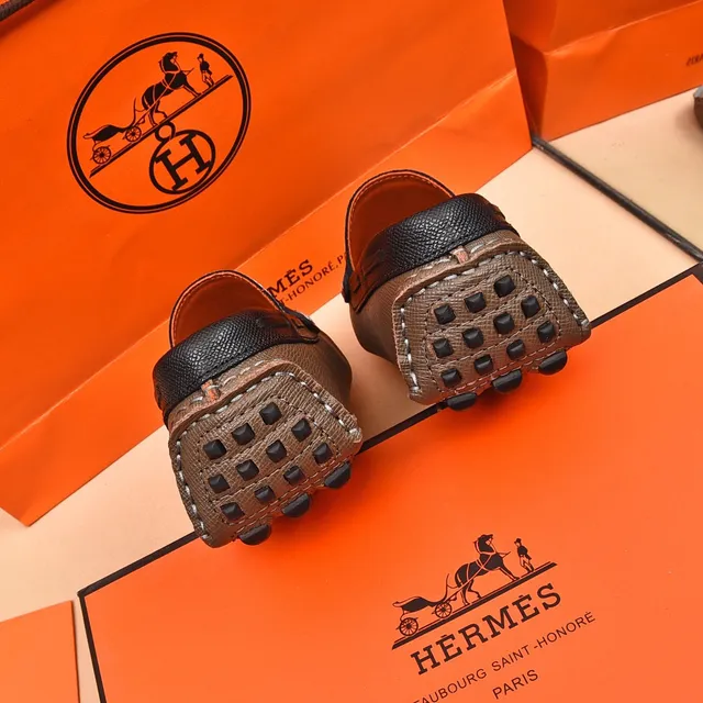 Hermès Oran Loafer Gray and Black Leather Slip-On Loafers 2