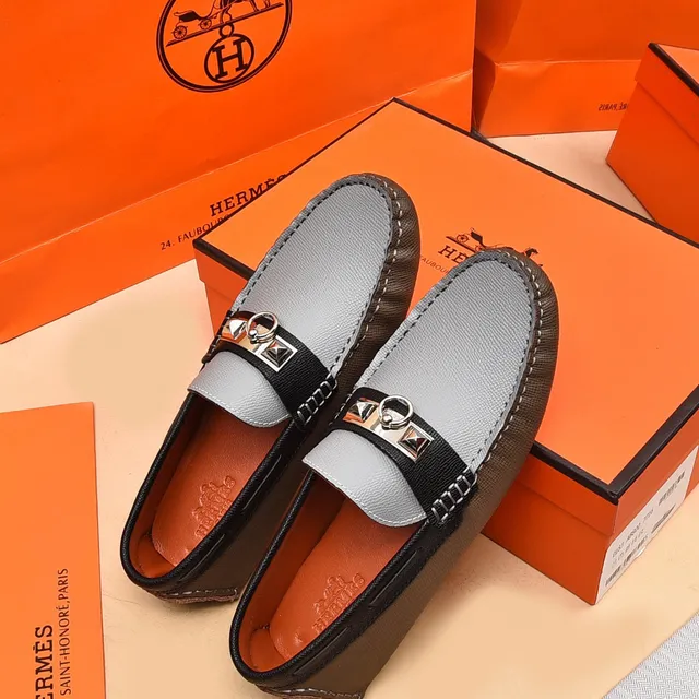 Hermès Oran Loafer Gray and Black Leather Slip-On Loafers 3