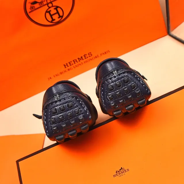 Hermès Oran Loafer Bleu Marine Cuir Grené H-Buckle Mocassins 9
