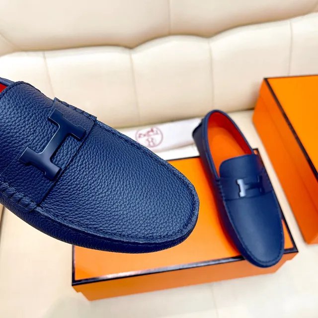 Hermès Oran Loafers de couro pebbled azul marinho com fivela H 5