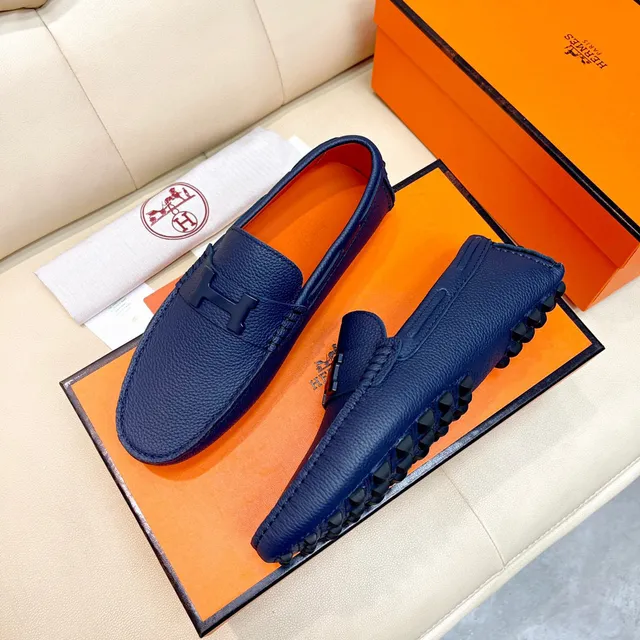 Hermès Oran Loafers de couro pebbled azul marinho com fivela H 8