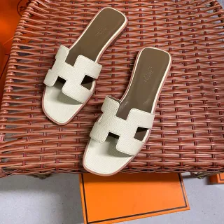 Hermès Oran Off-White H-Strap Flat Slippers