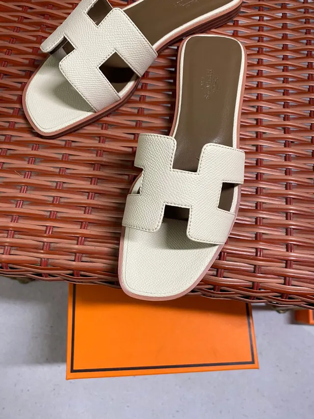 Hermès Oran Off-White H-Strap Flat Slippers 4