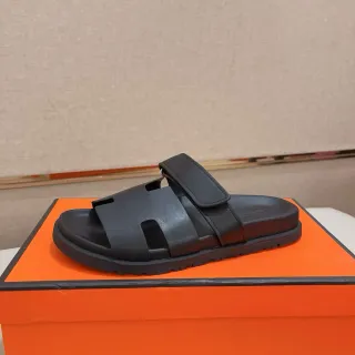 Hermès Oran Slide Black Slippers