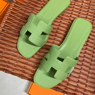 Hermès Oran Slide Lime Green Leather Slippers