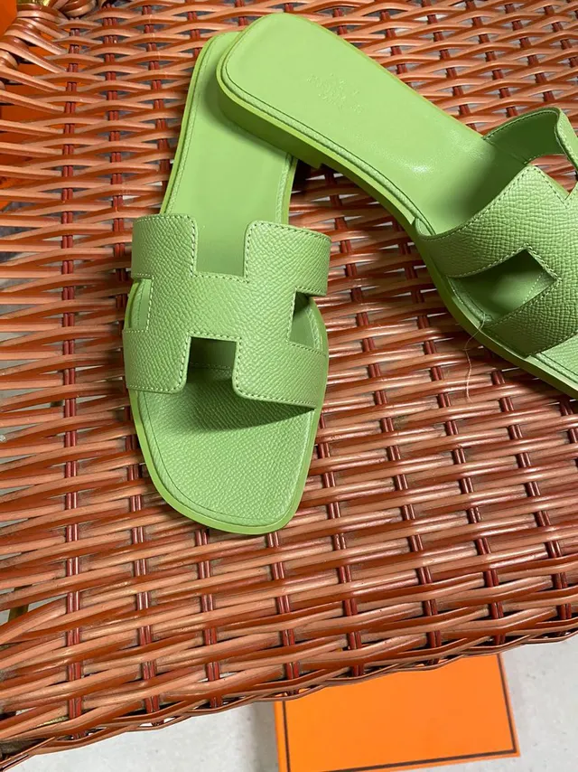Hermès Oran Slide Lime Green Leather Slippers 6