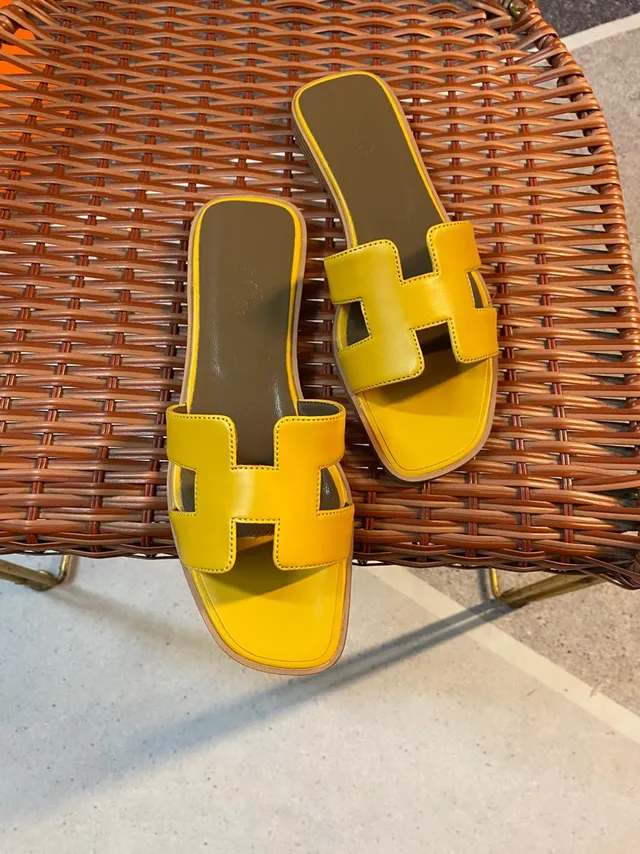 Hermès Oran Slide Yellow Leather Slippers 5