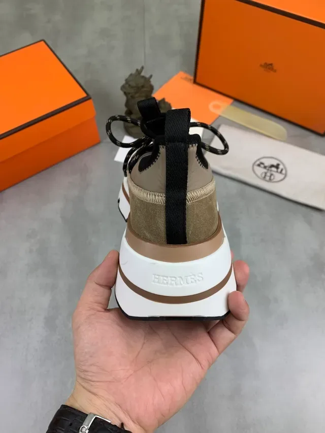 Hermès Oran basket beige noir daim dessus hybride lacets brides fermeture style de vie sneakers 3
