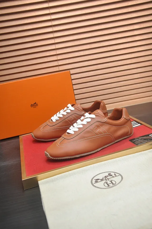 Hermès Oran Sneaker Tan Leather White Lace Lifestyle Sneaker 4